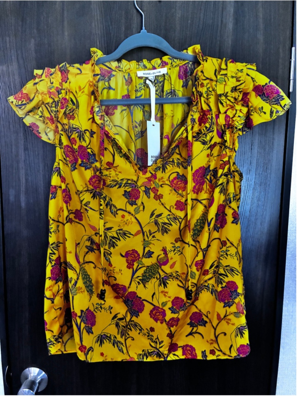 Women's ROSE+OLIVE Blouse M Yellow Pink Floral Ruffle Sleeve